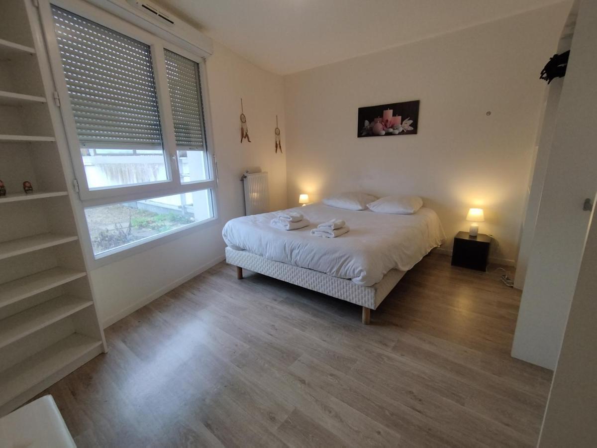 Saint Denis Appartement 2 Chambres Avec Parking Exterior photo